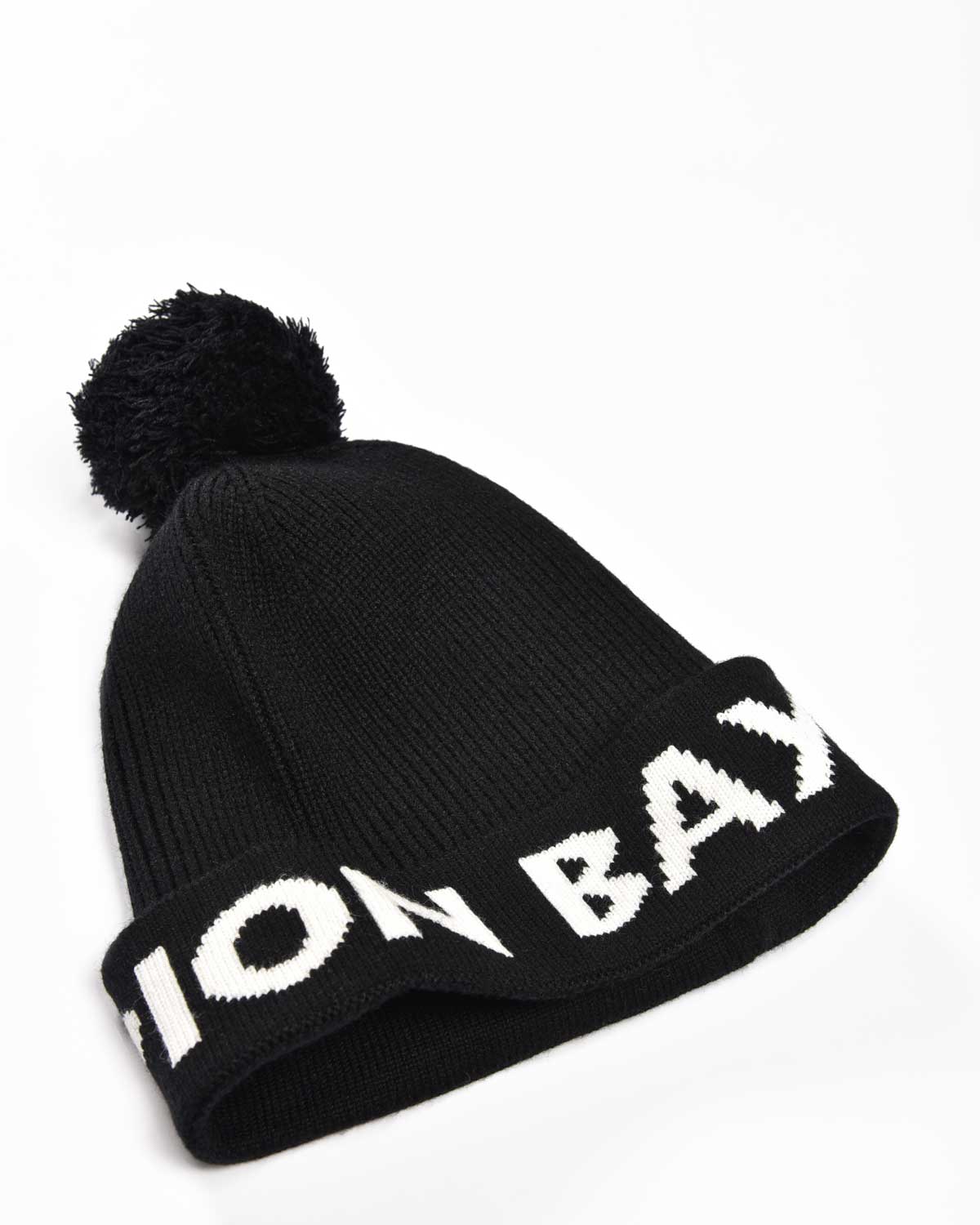 Berretto in maglia colore nero con pompom e lettering jacquard - Scorpion Bay
