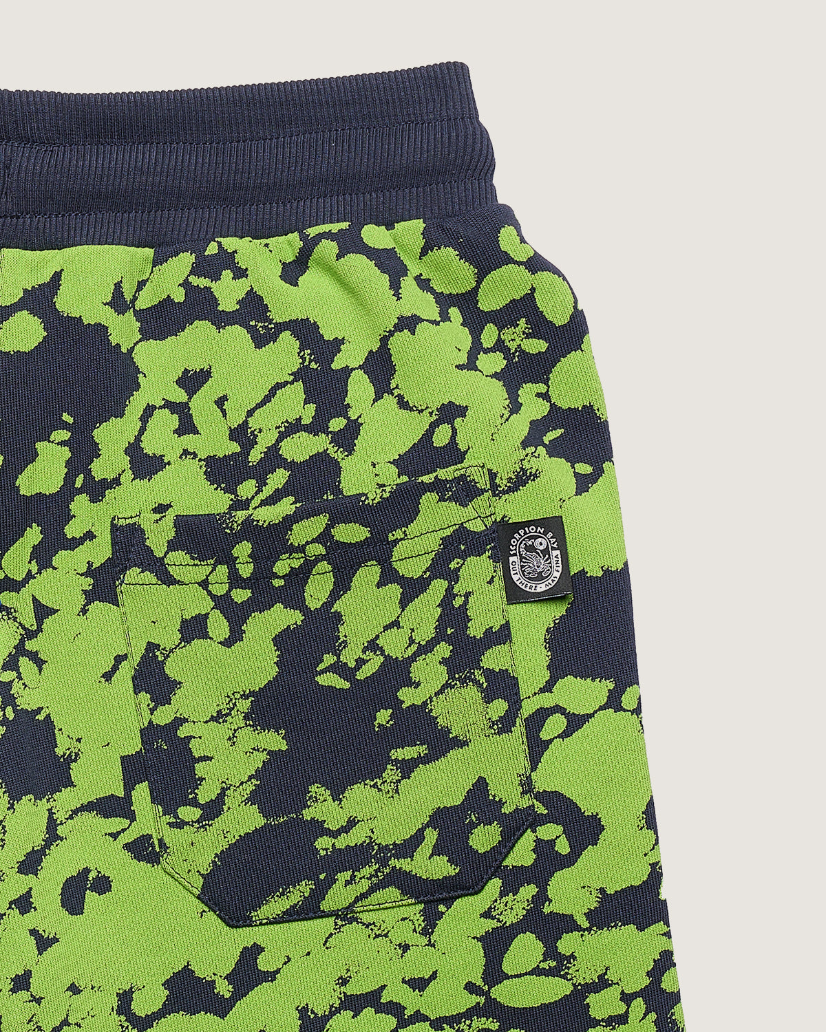 Bambino | Bermuda In Felpa "Scorpion Spray" Color Blu
