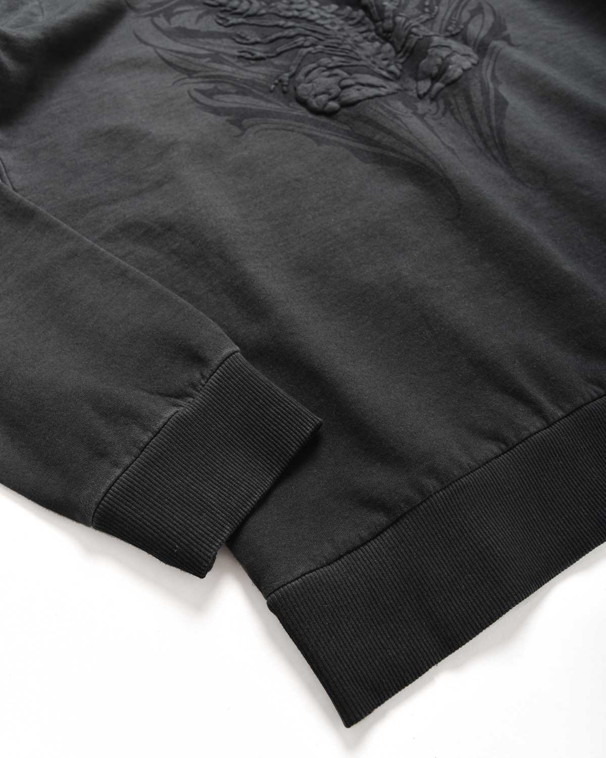 Uomo | Felpa Con Cappuccio Color Carbone "Tribal Scorpion" In 100% Cotone