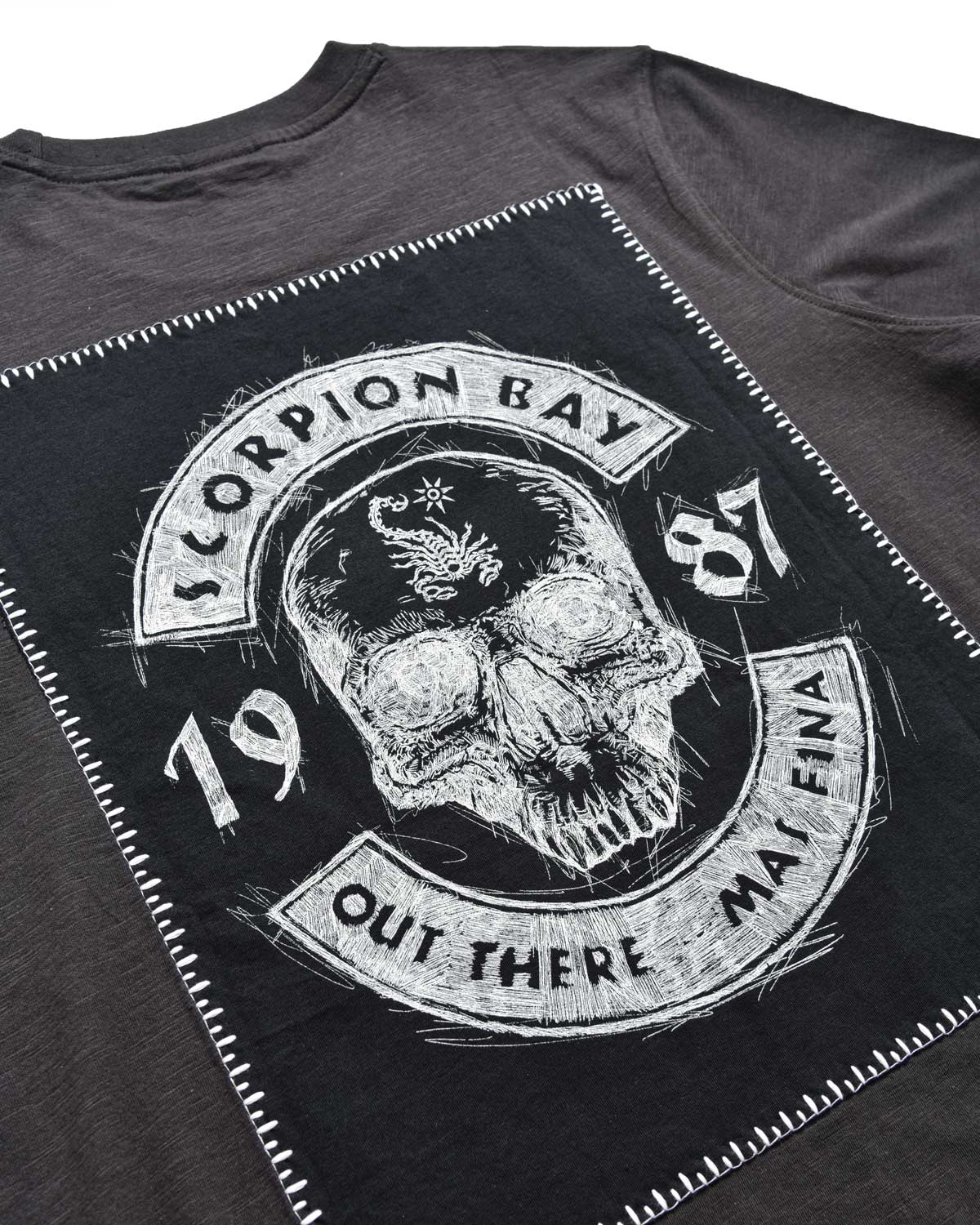 Uomo | T-Shirt Color Carbone In Jersey Con Toppa “Skull 1987”