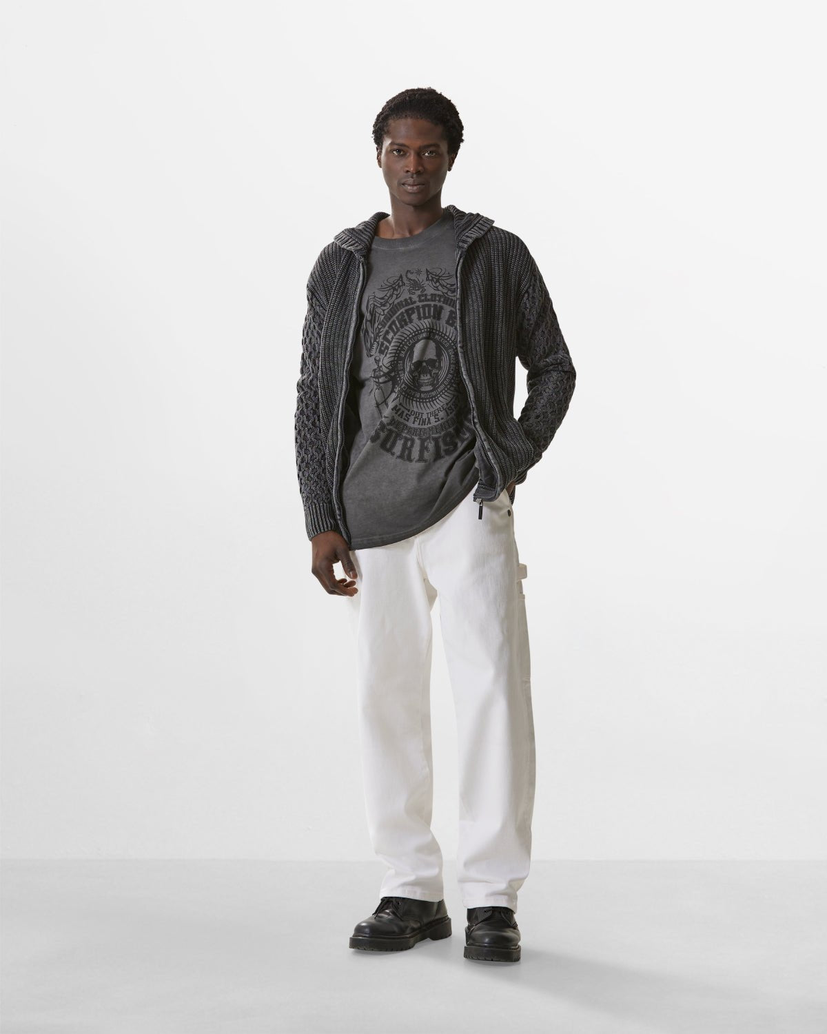 Uomo | T-Shirt "Skull Surfismo" Color Carbone - Scorpion Bay