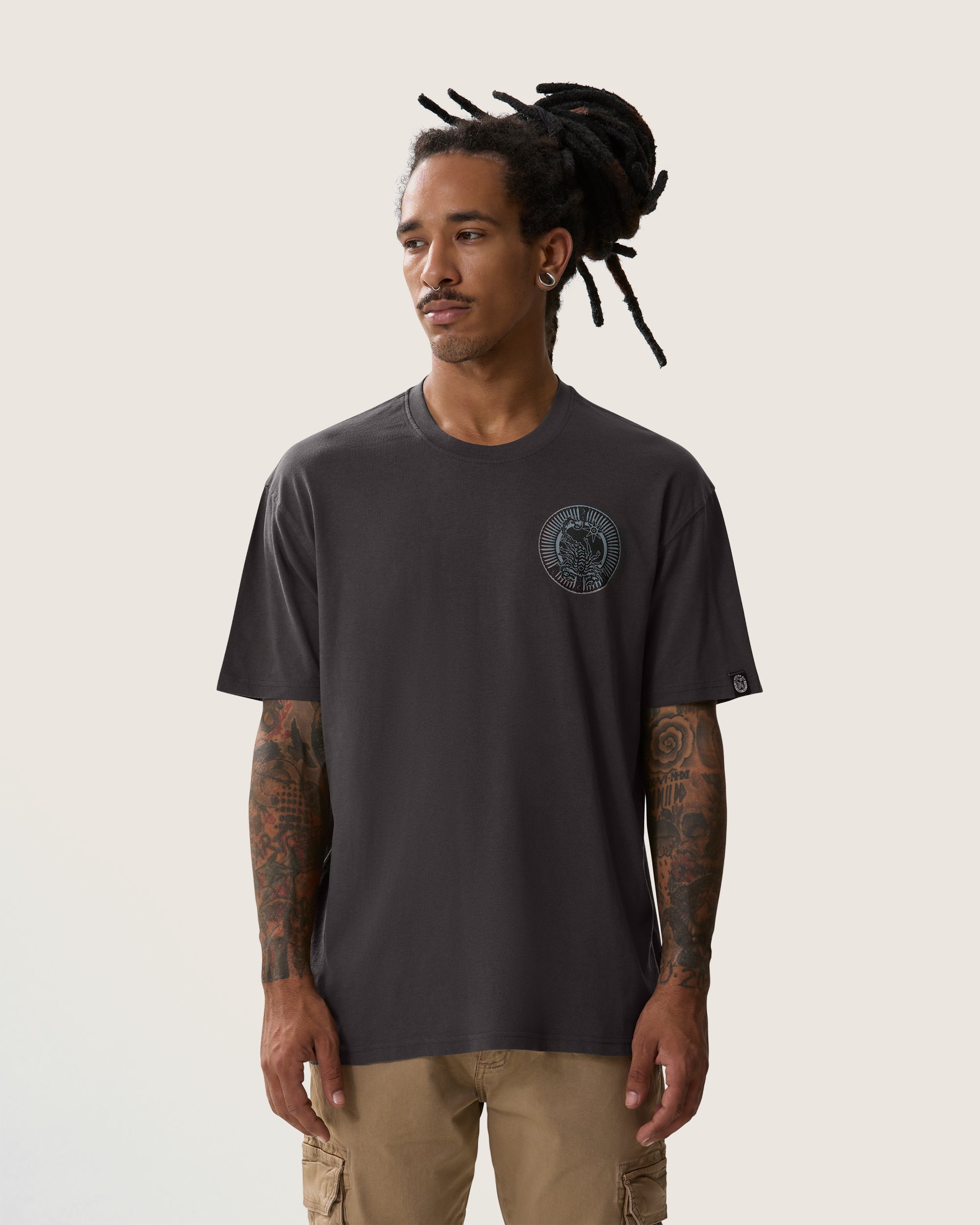 T-Shirt stampata "Buena Suerte" uomo