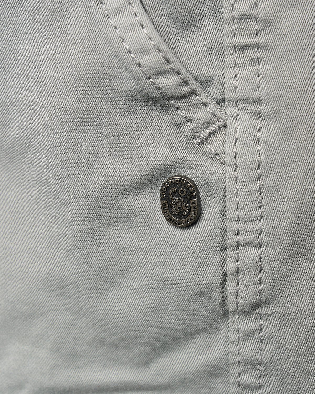 Bermuda cargo iconic con logo ricamato sul retro uomo - Scorpion Bay