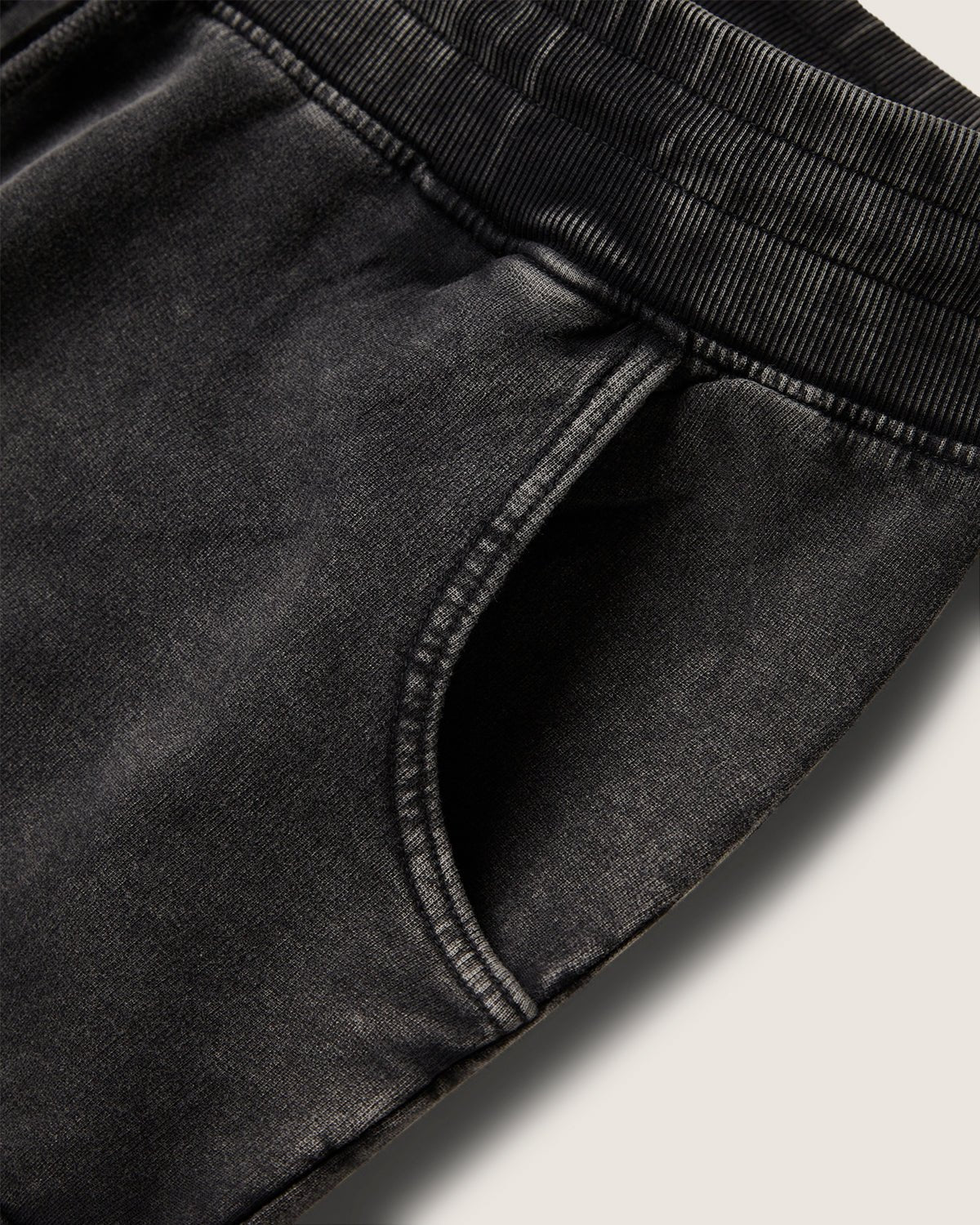 Bermuda cargo in felpa uomo - Scorpion Bay