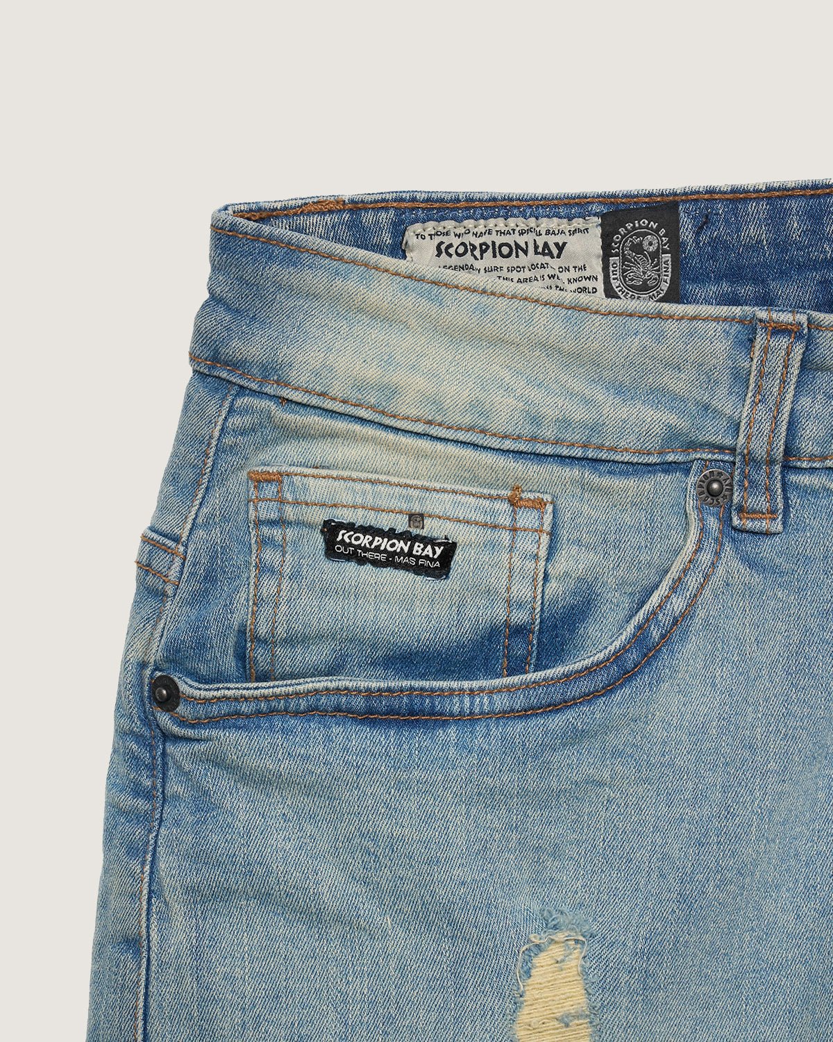 Bermuda in denim con rotture uomo - Scorpion Bay