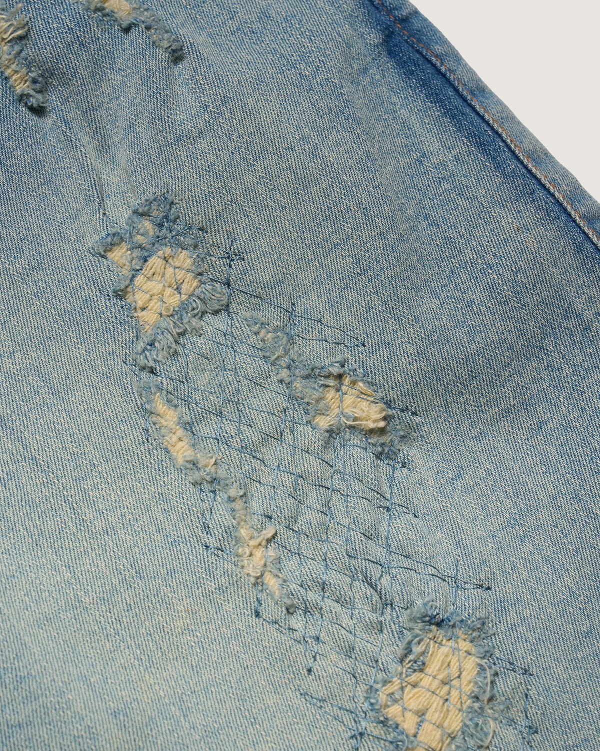 Bermuda in denim con rotture uomo - Scorpion Bay