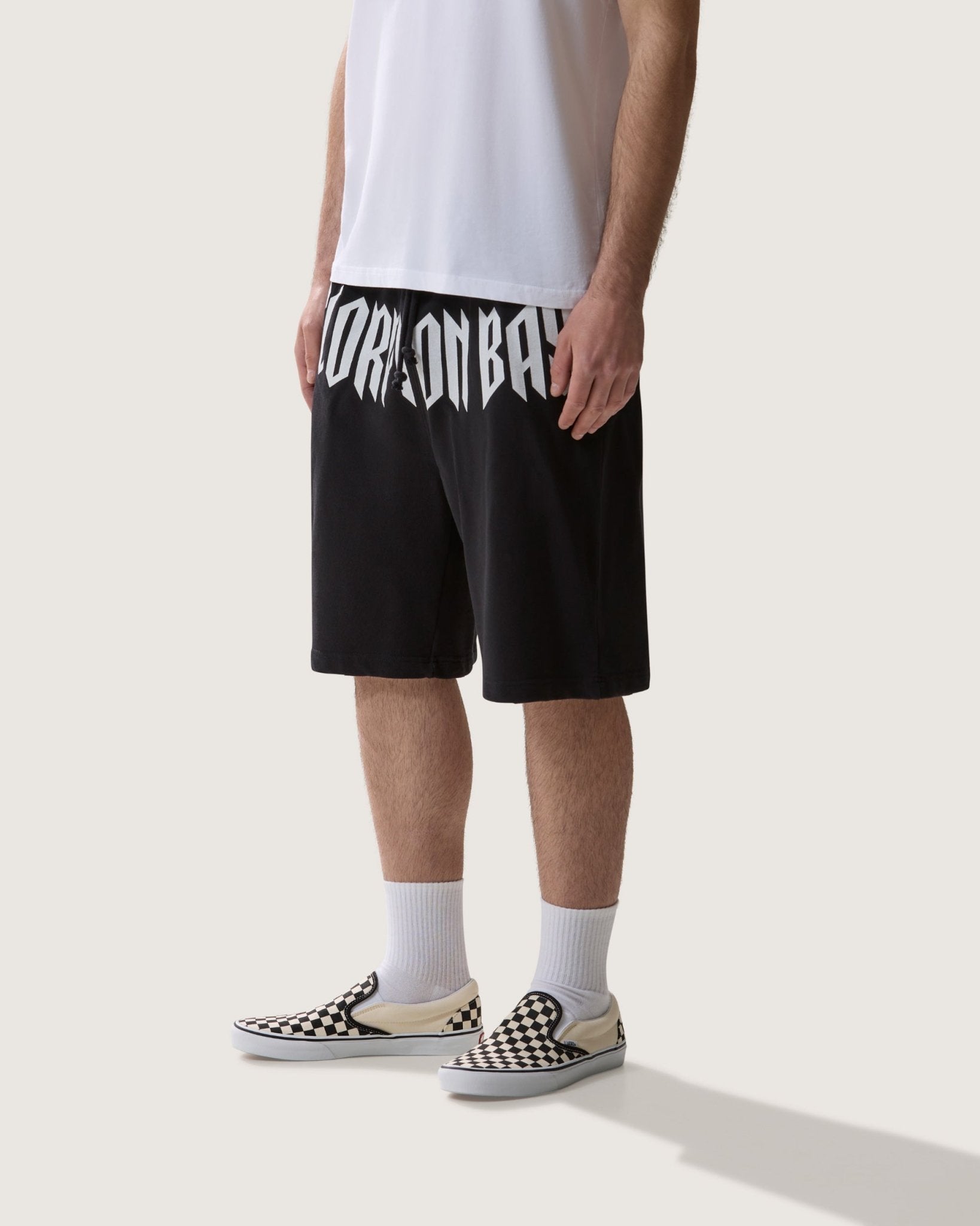 Bermuda in felpa "Gothic Lettering" uomo - Scorpion Bay