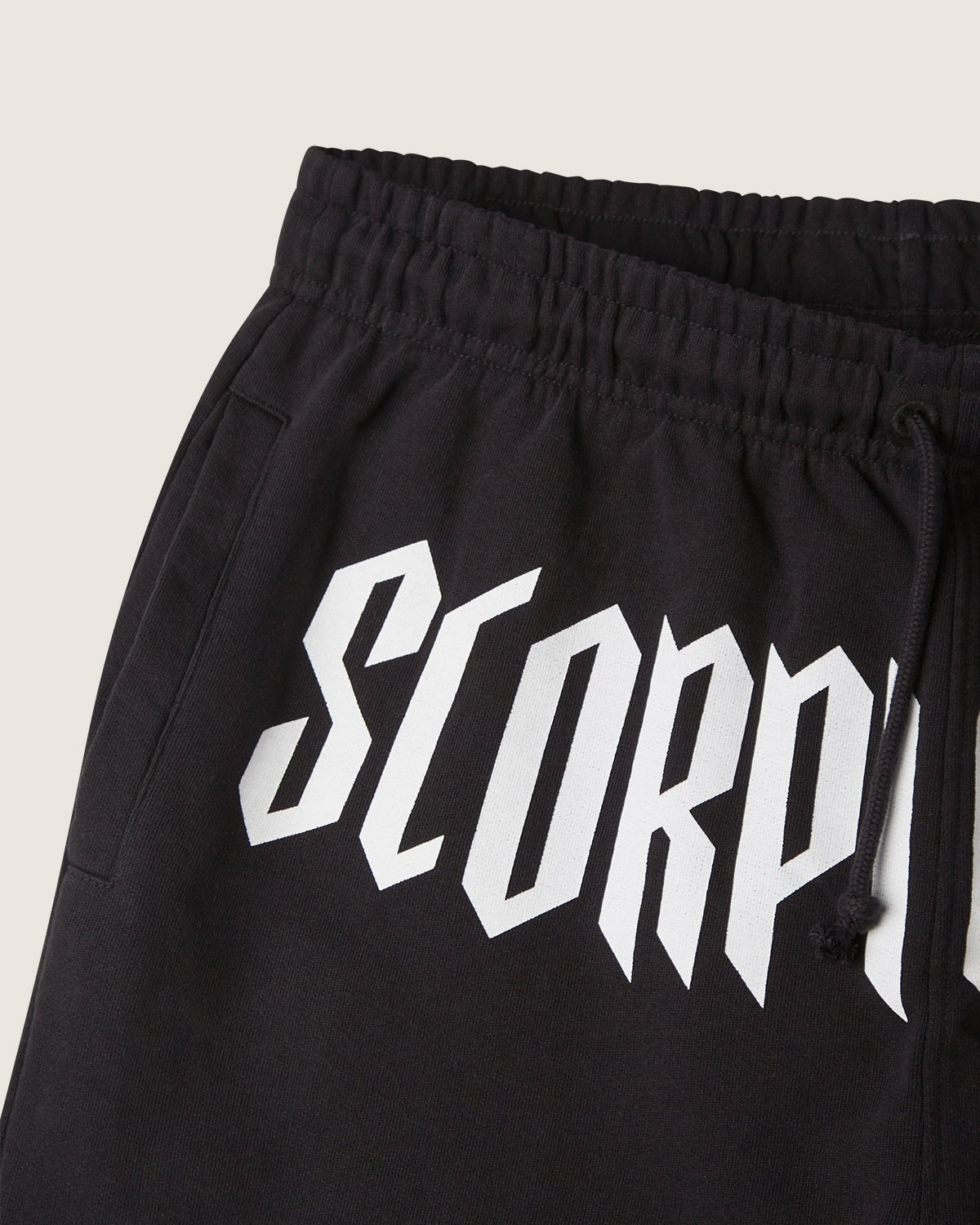 Bermuda in felpa "Gothic Lettering" uomo - Scorpion Bay