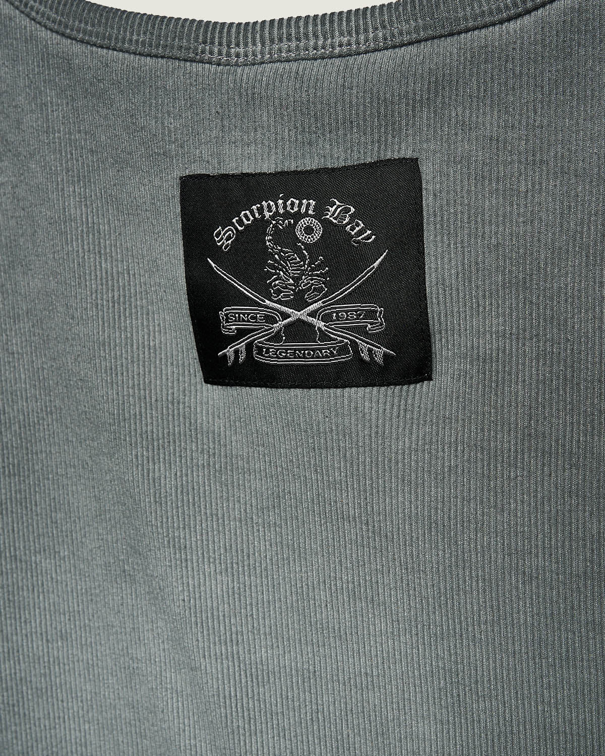 Canotta a coste con patch "Legendary" uomo - Scorpion Bay