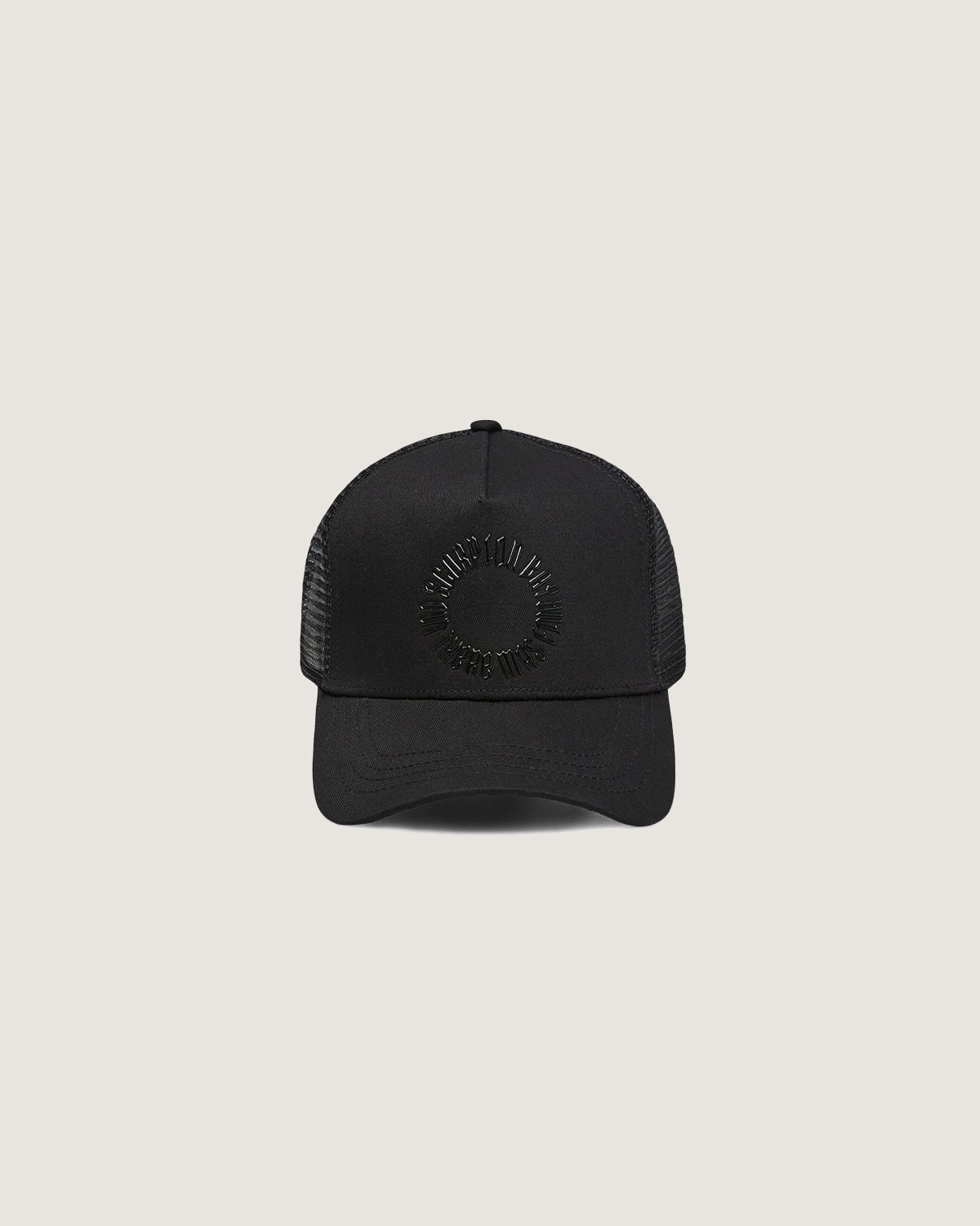 Cappello trucker con grafica "Gothic Lettering" in rilievo - Scorpion Bay