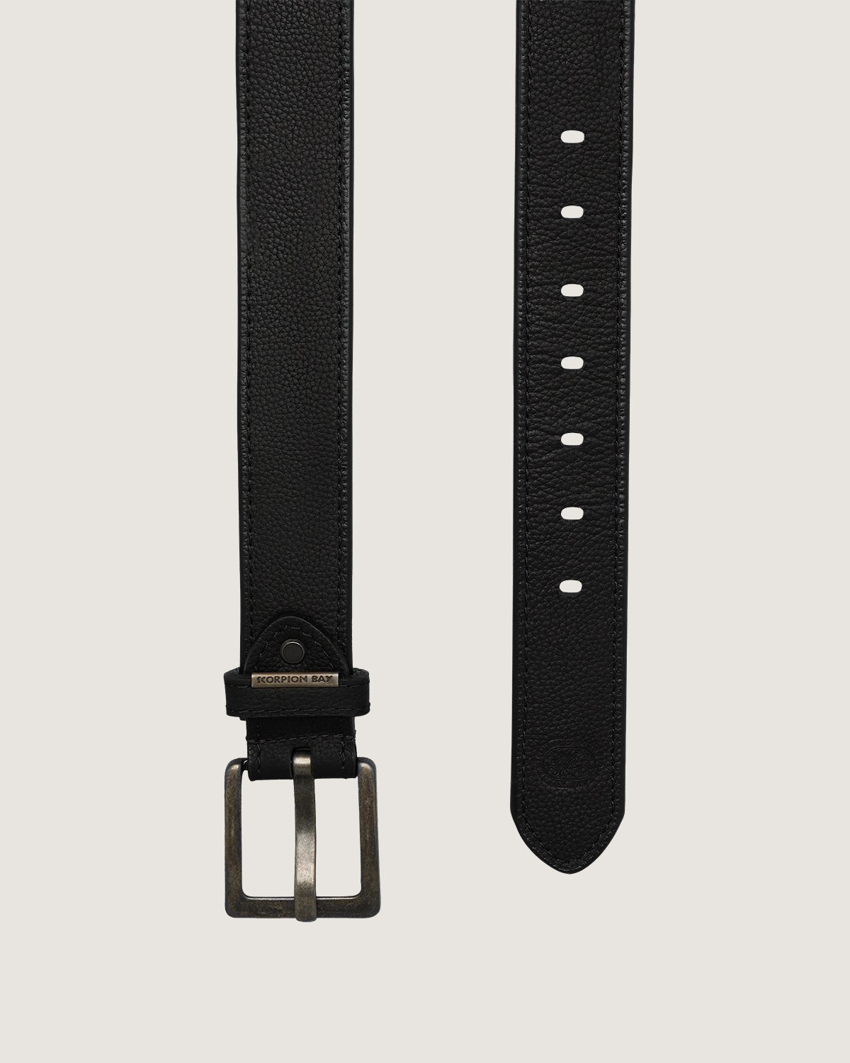 Cintura in pelle con logo impresso e lettering in metallo - Scorpion Bay