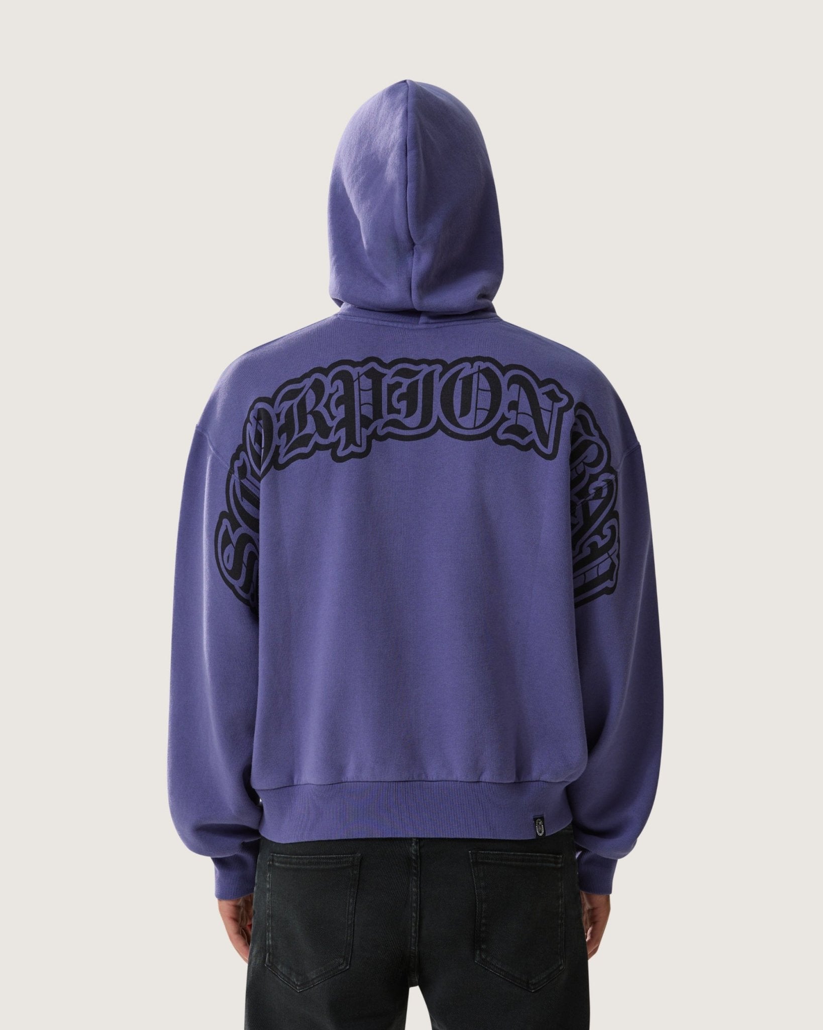 Felpa con cappuccio boxy "Gothic Lettering" uomo - Scorpion Bay