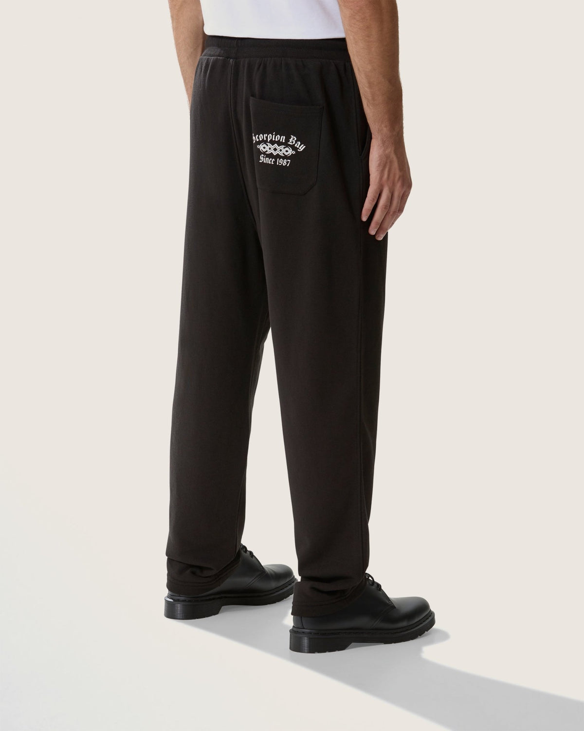 Pantaloni jogger in felpa "Tribal Tattoo" uomo - Scorpion Bay