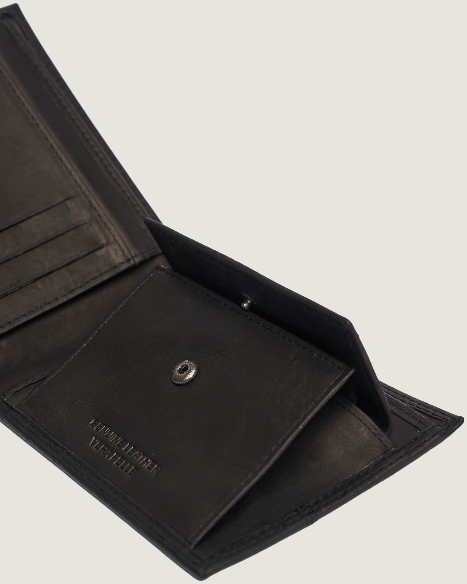 Portafoglio in pelle con scritta e logo impressi - Scorpion Bay