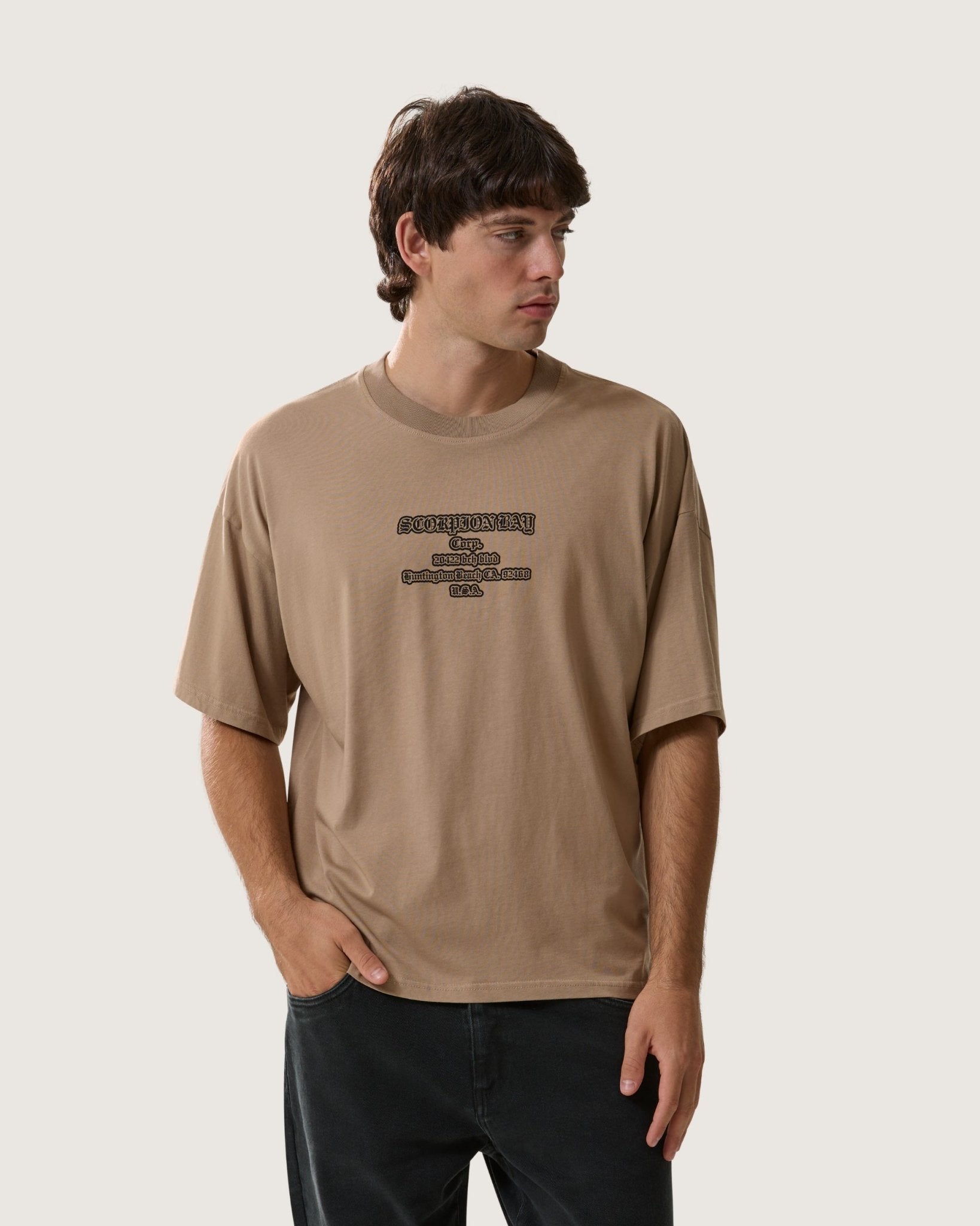 T-shirt boxy "Gothic Lettering" uomo - Scorpion Bay