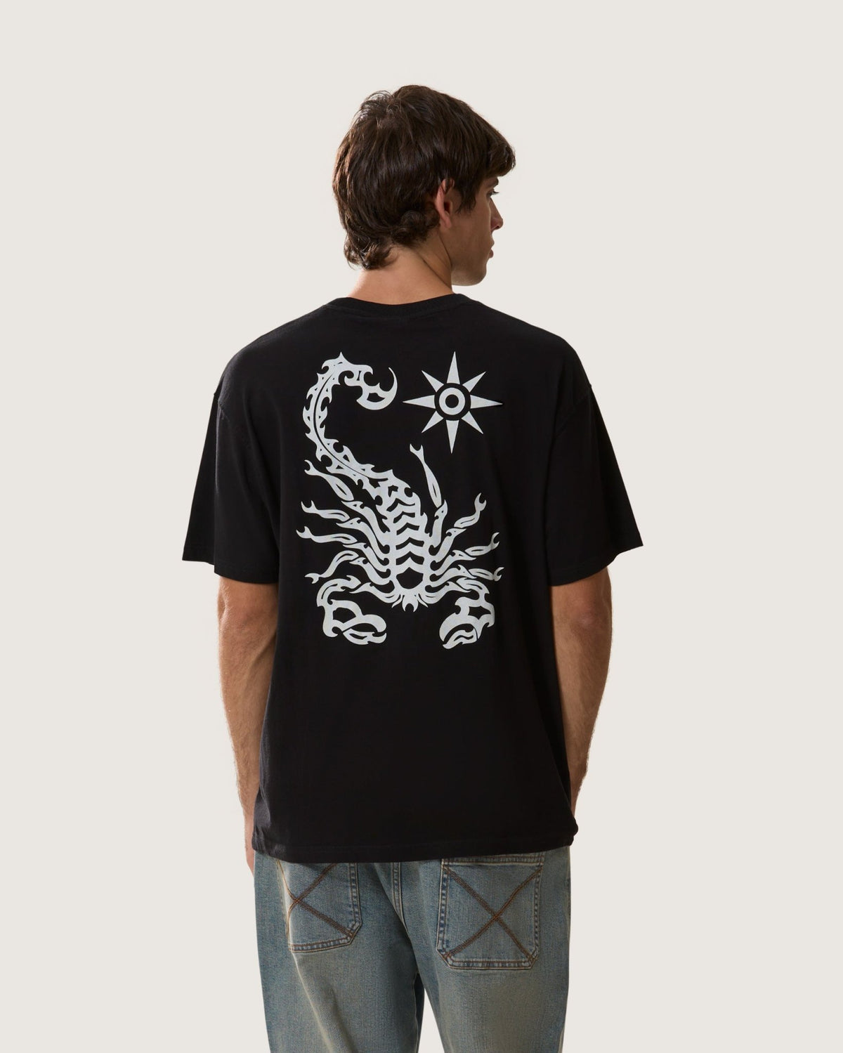 T-Shirt luminescent stampata "Iron" uomo - Scorpion Bay