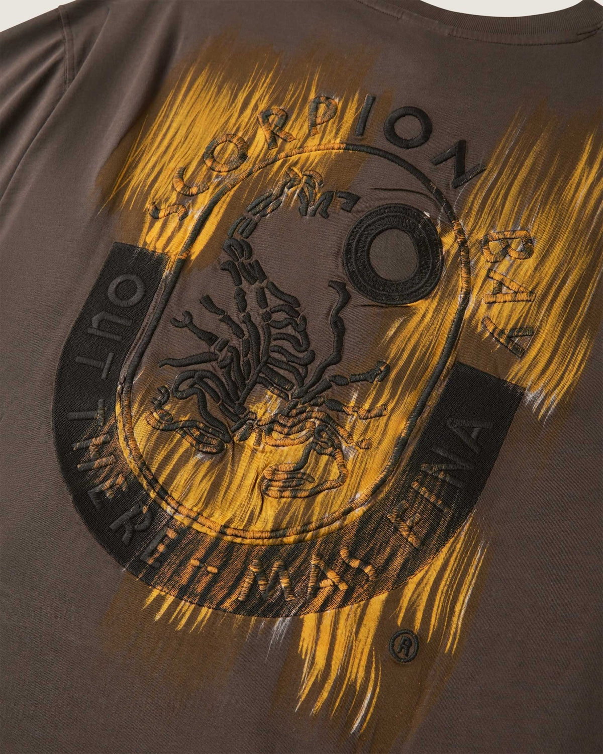 T-Shirt “Scribble Logo” uomo - Scorpion Bay