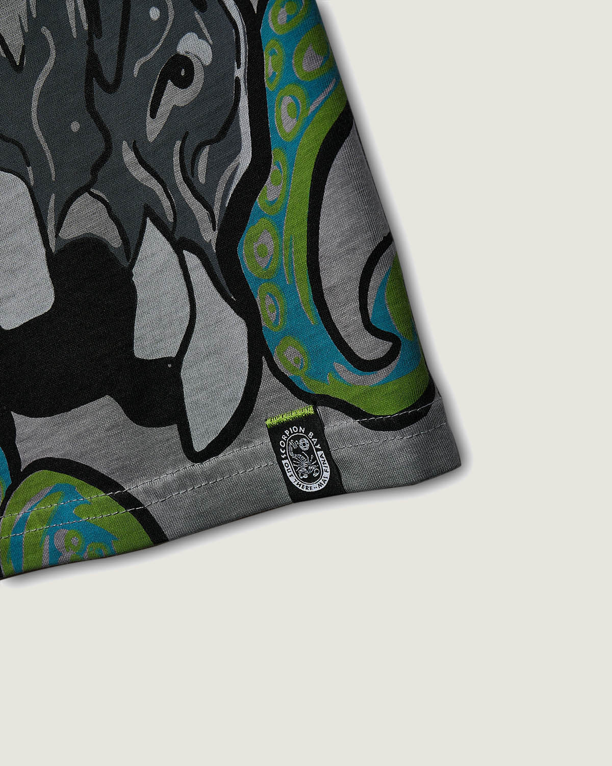 T-shirt stampata all over "Pulpo mortal" bambino - Scorpion Bay