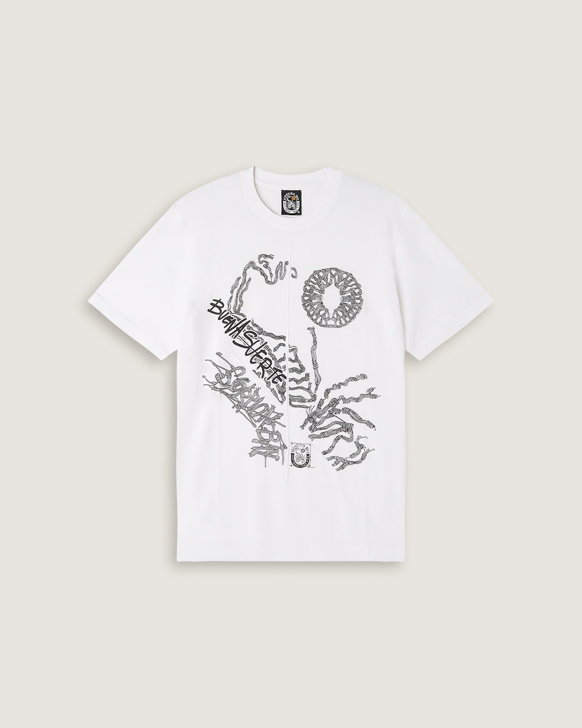 T-shirt stampata "Buona Suerte" con pin - tuck uomo - Scorpion Bay