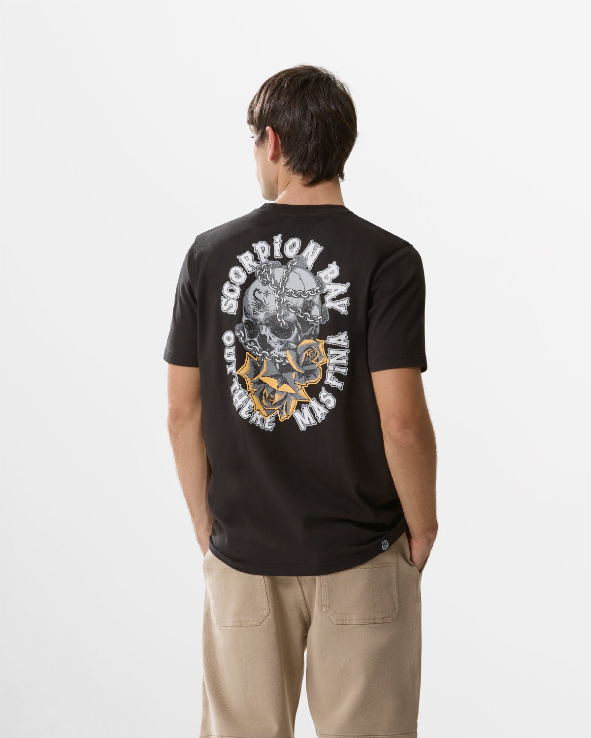 T-Shirt stampata "Chained Skull & Roses" uomo - Scorpion Bay