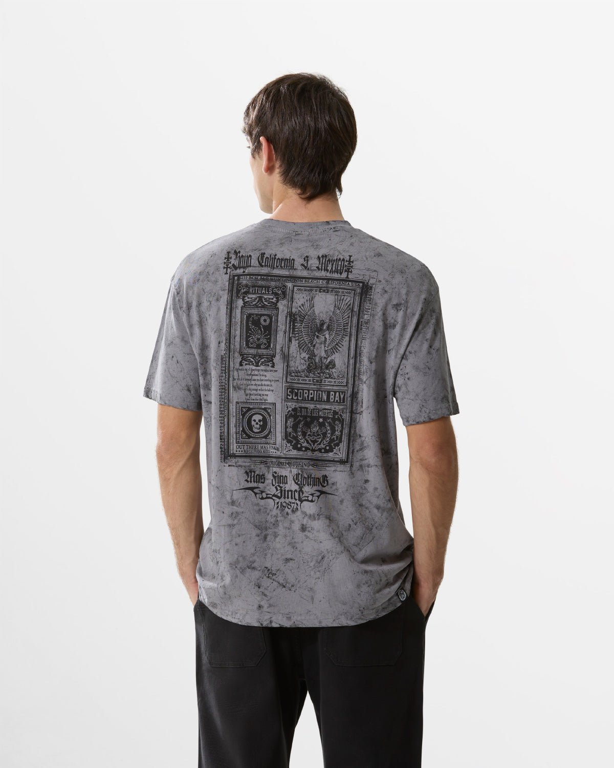 T-Shirt stampata "Dirty Estampilla" uomo - Scorpion Bay