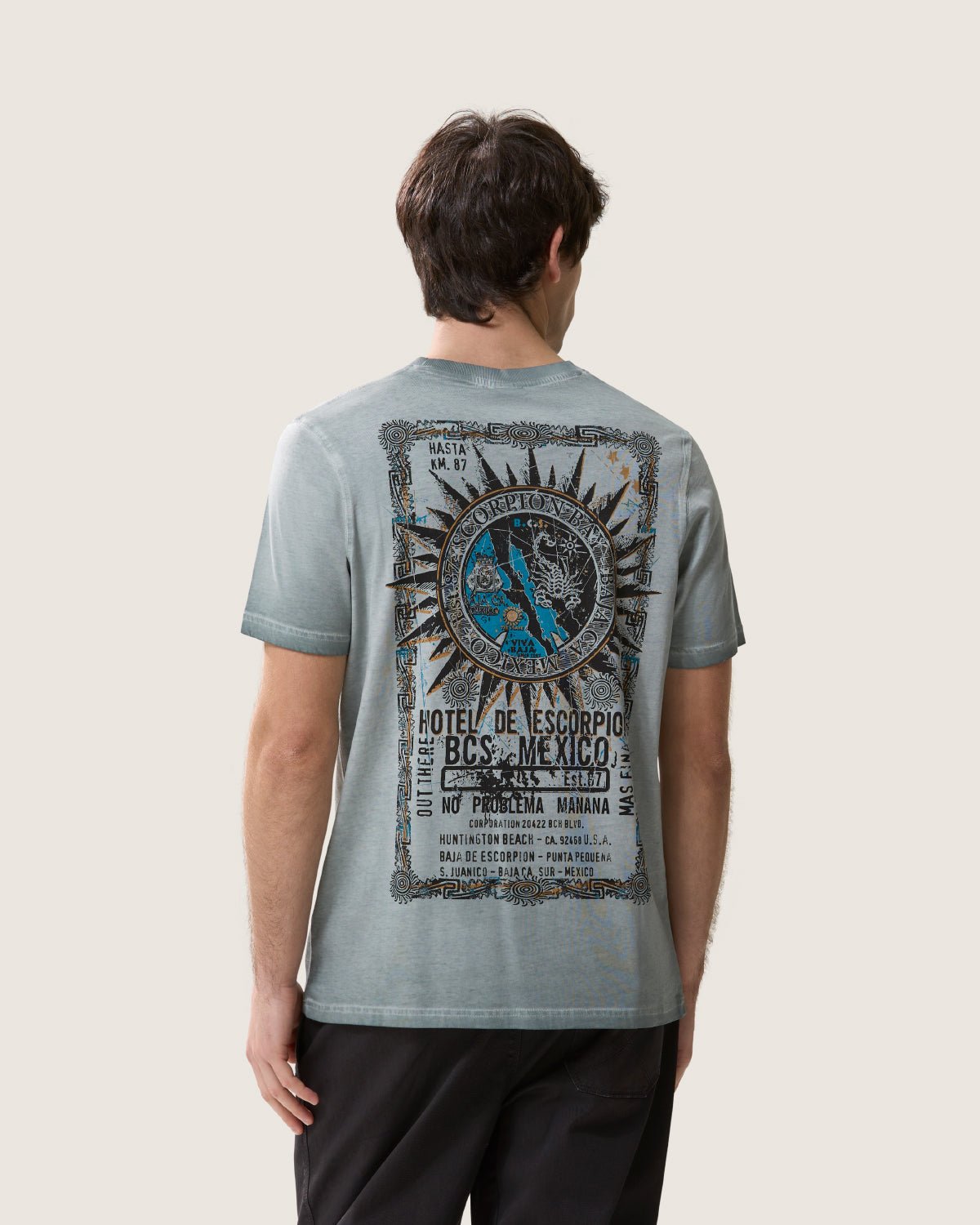 T-shirt stampata "Hotel Map" uomo - Scorpion Bay