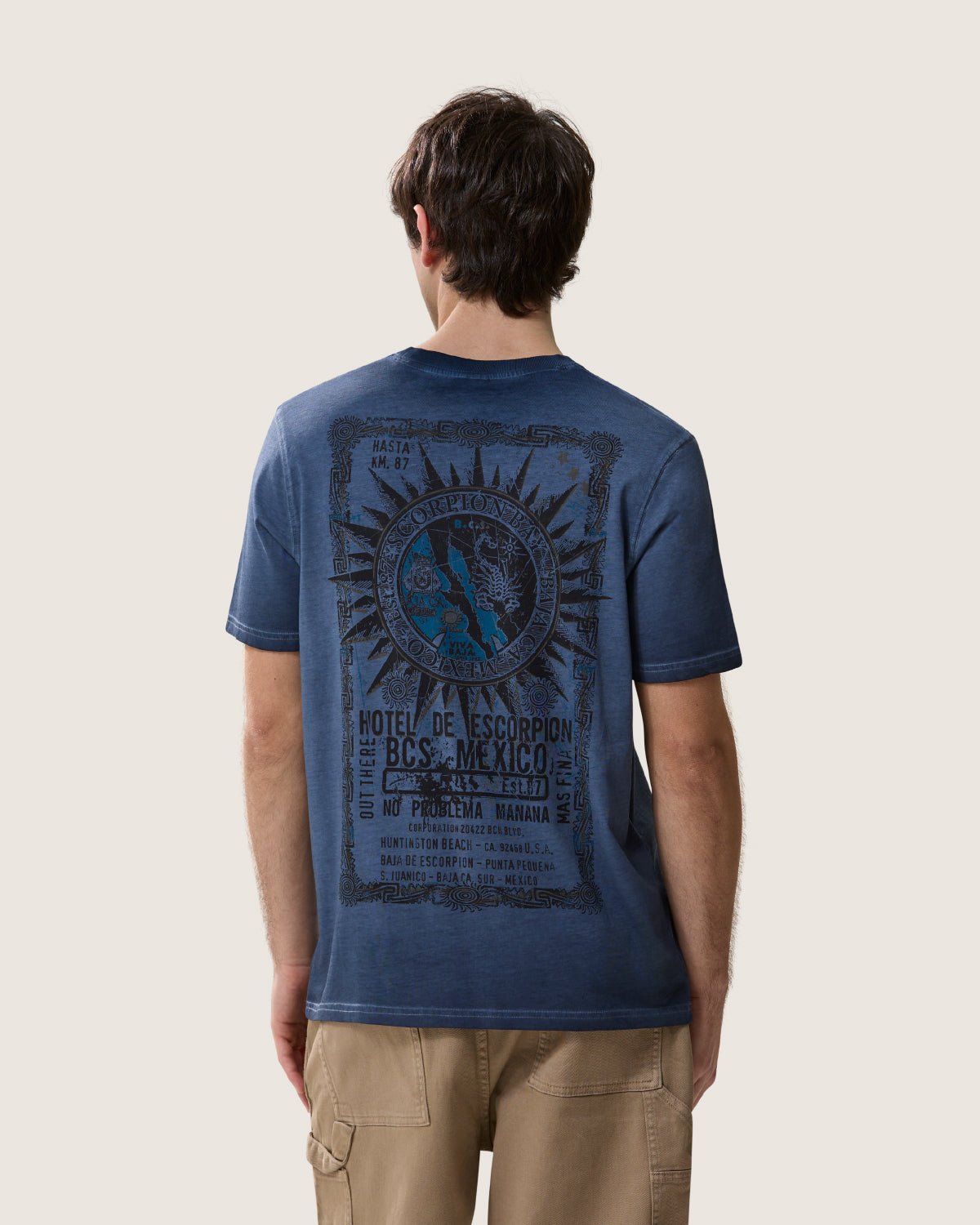 T-shirt stampata "Hotel Map" uomo - Scorpion Bay