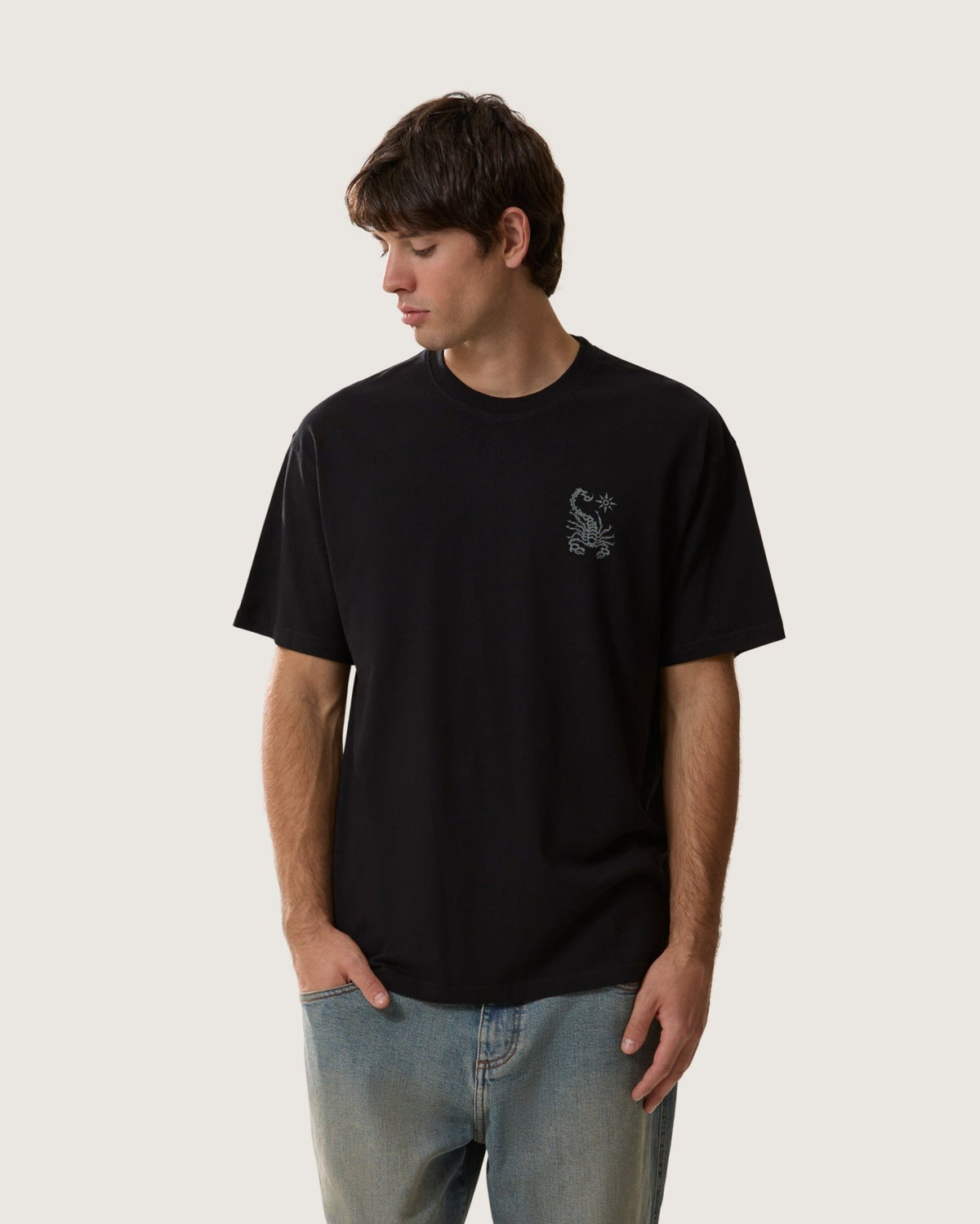 T-Shirt stampata "Iron" uomo - Scorpion Bay