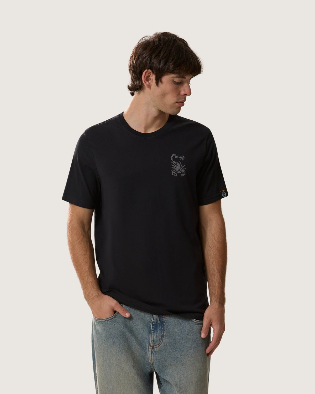 T-Shirt stampata "Sacrifice" uomo - Scorpion Bay