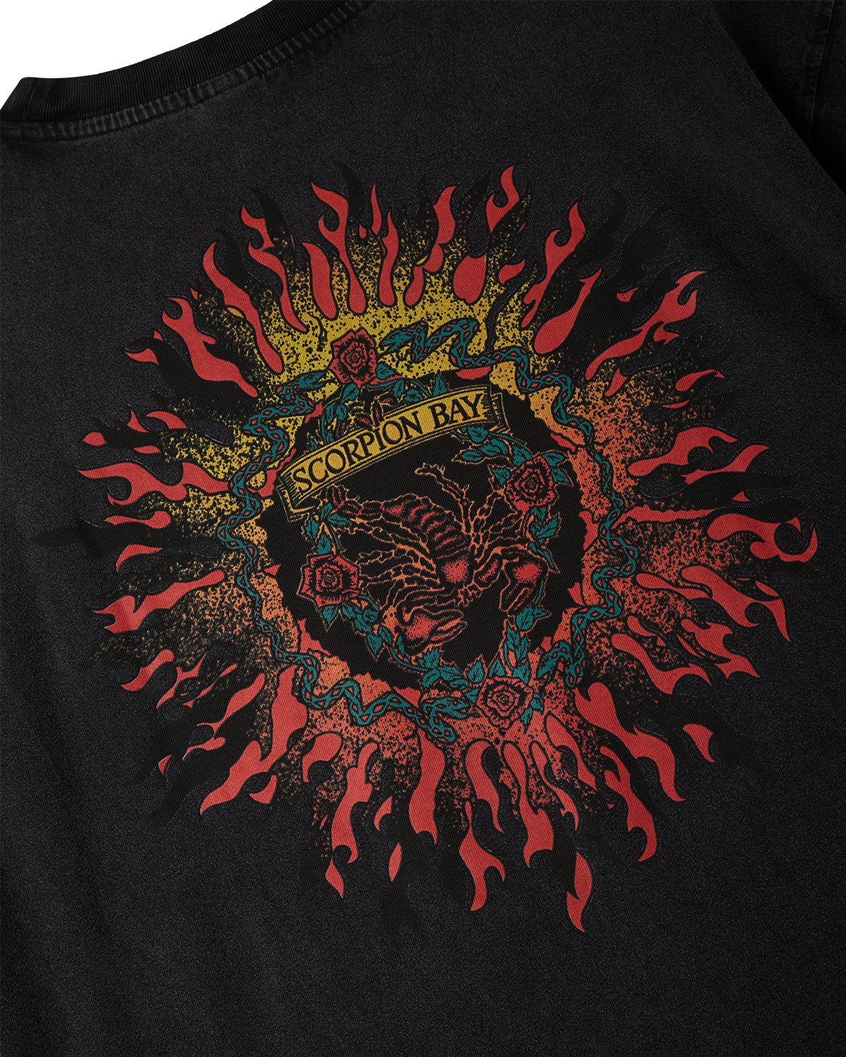 T-Shirt stampata “Scorpion Roses” uomo - Scorpion Bay