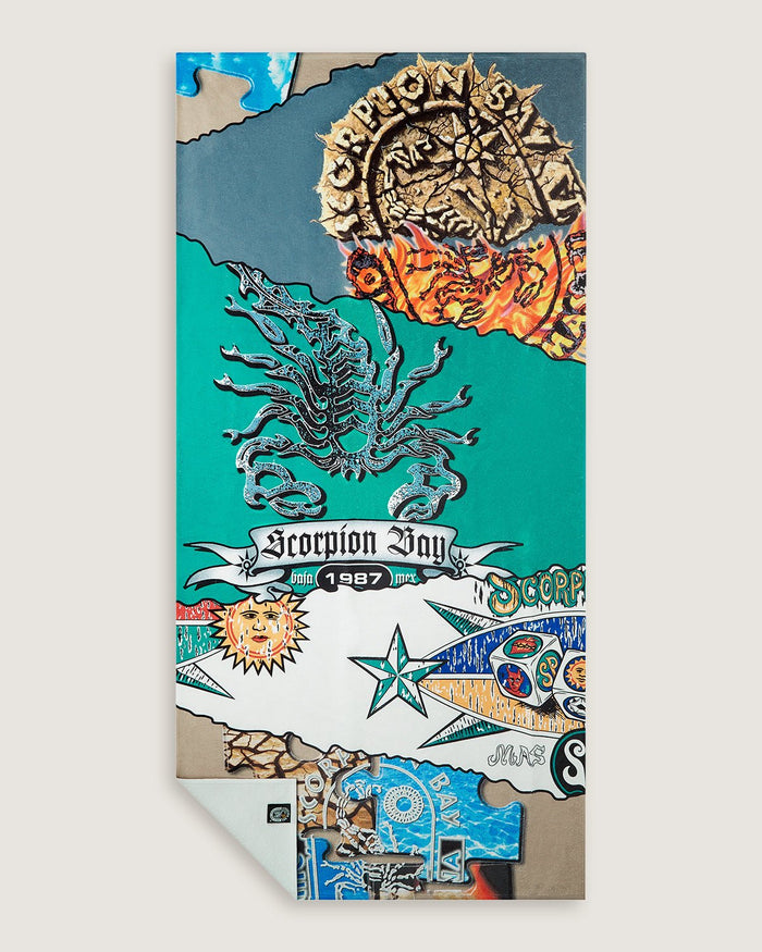 Telo mare stampato "Snatch To The Bay" - Scorpion Bay