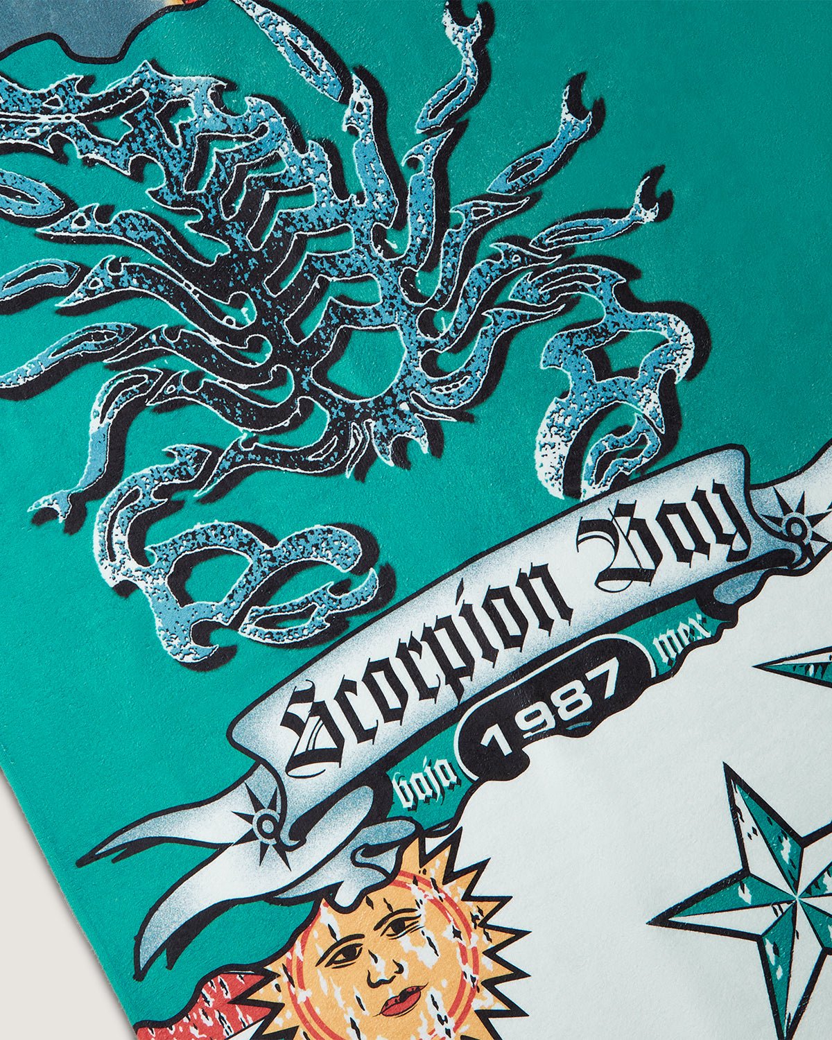 Telo mare stampato "Snatch To The Bay" - Scorpion Bay