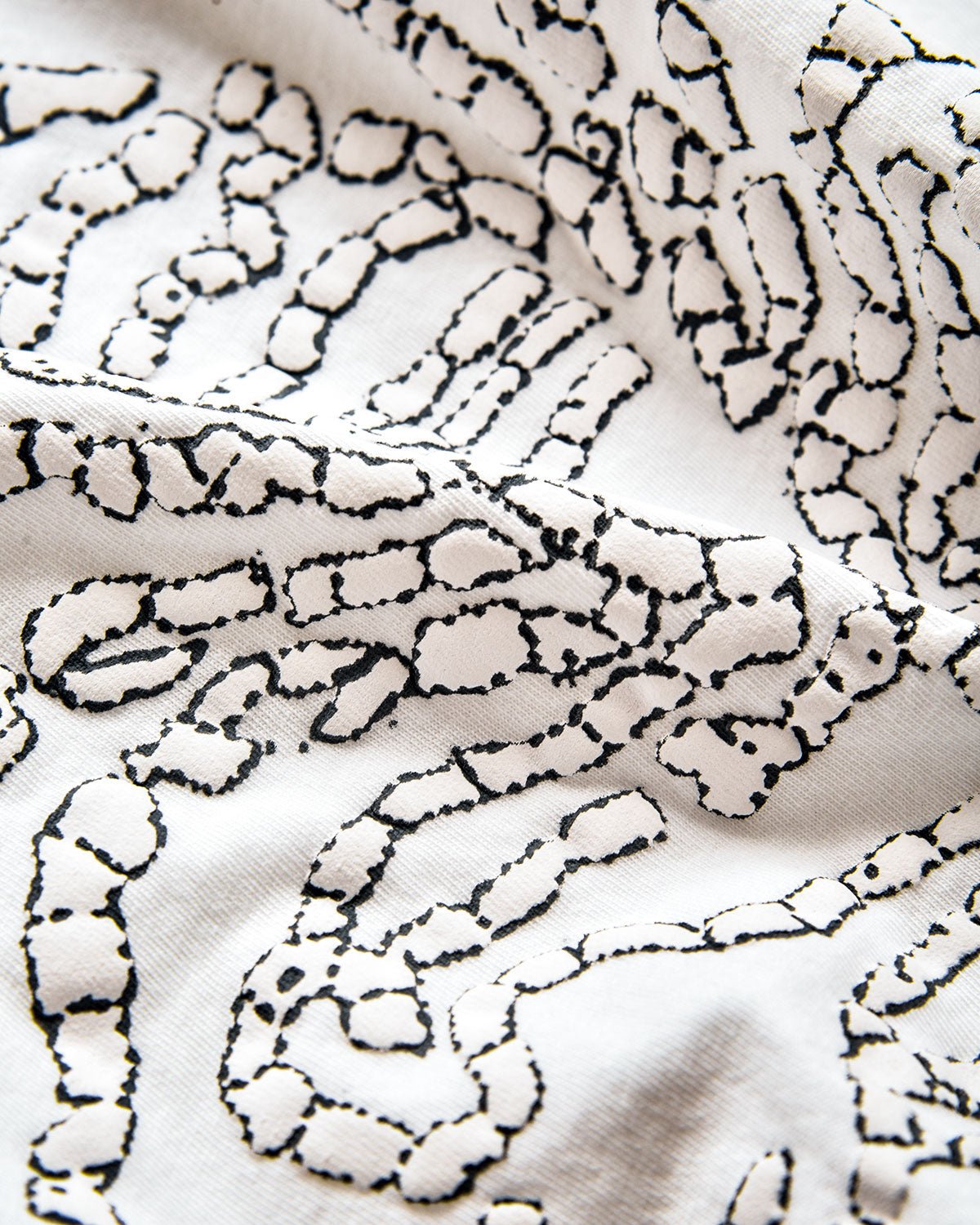 Uomo | T-Shirt Bianca 100% Cotone Con Stampa Scorpione A Rilievo - Scorpion Bay